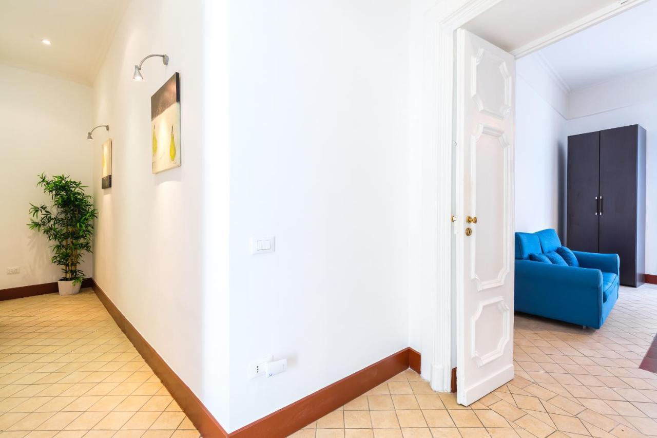 Lopez 20 A Big Family Apartment By Napoliapartments Eksteriør billede