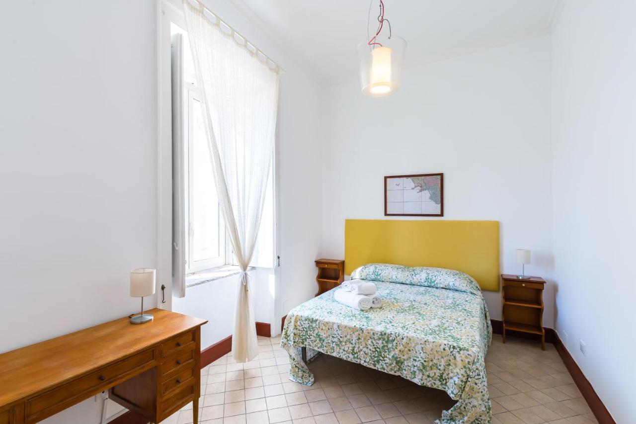 Lopez 20 A Big Family Apartment By Napoliapartments Eksteriør billede